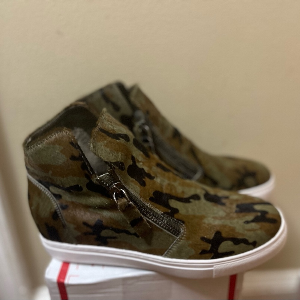 🆕 ALL BLACK  Unique Calf fur Camouflage ‎ high top sneaker